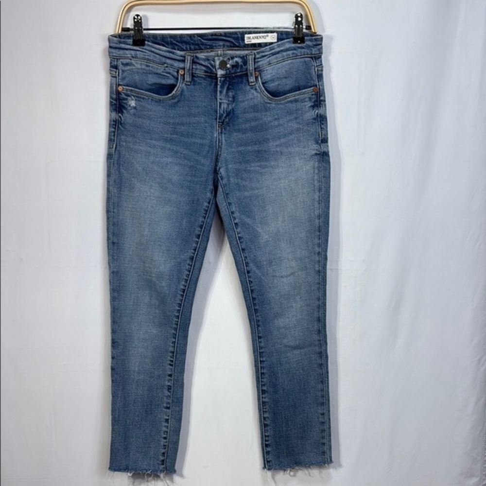♦️BlankNYC intro medium wash fray hem jeans